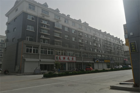 城东缇香郡下沉式复式送院子精装4室2厅2卫证满两年